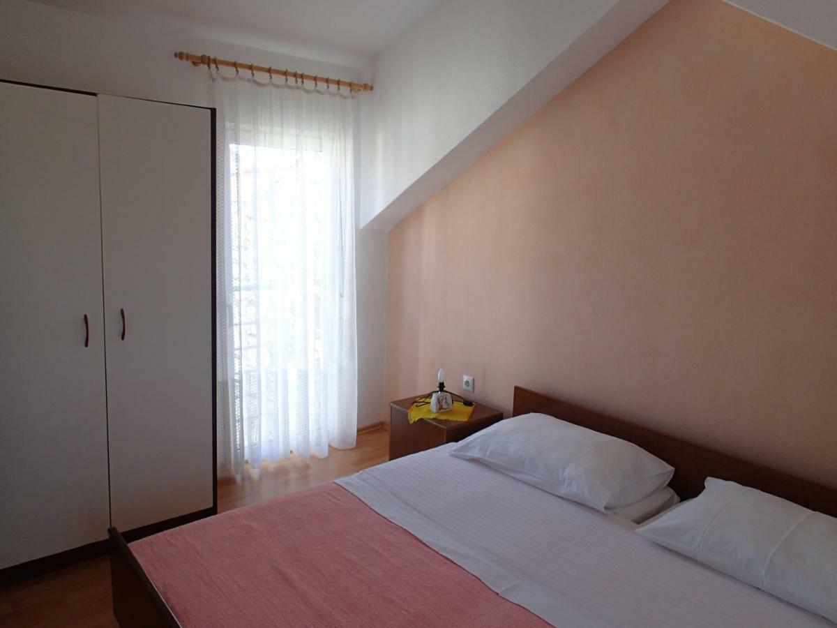 Apartments Violeta Бетина Экстерьер фото